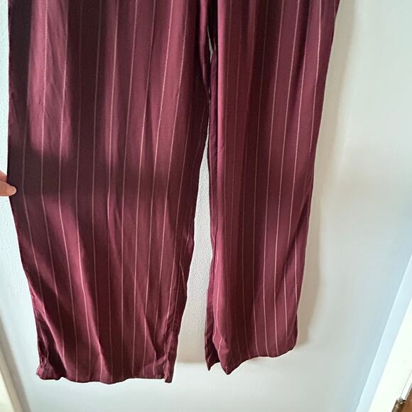Rewash Wide Leg Pants Burgundy Grey Pinstripe Stretch Waist Women's Sz M - Picture 6 of 14